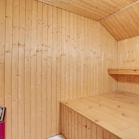 Gorgeous Home In Oksbol With Sauna Oksbøl