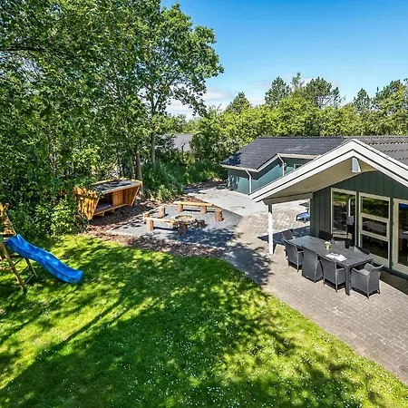 4 Bedroom Stunning In Oksbol Holiday home